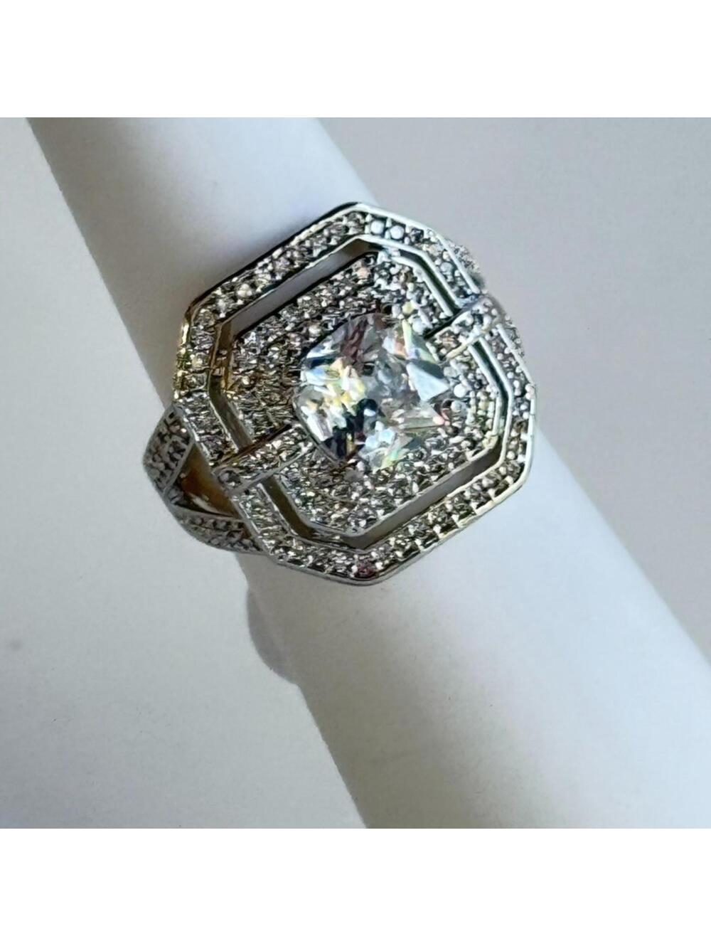 Bomb Party Ring "Heart Of Summer" RG17628 Size 8 CZ on Rhodium